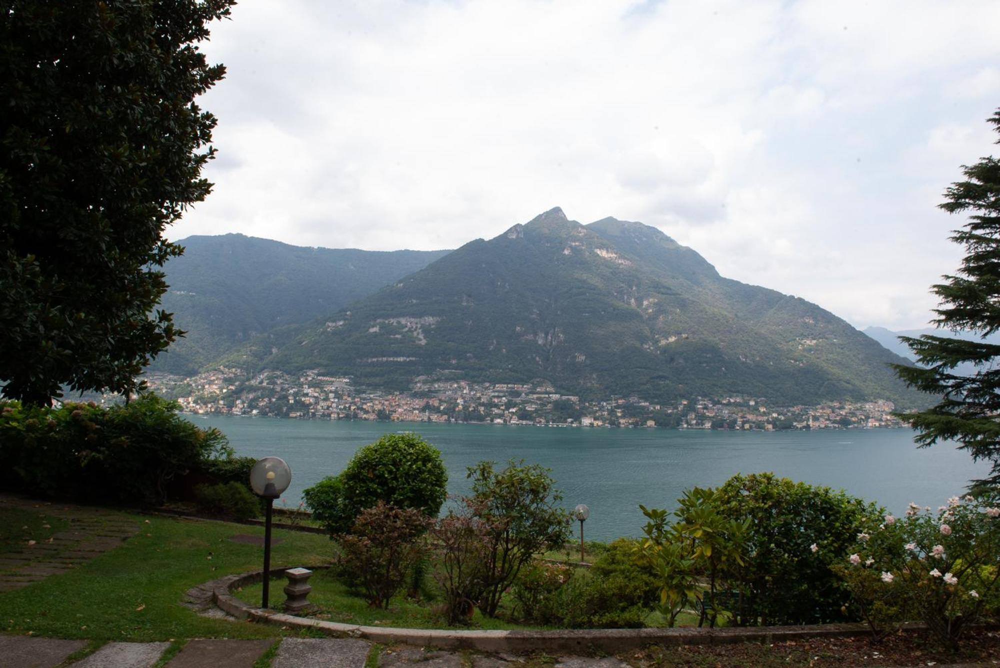 Appartamento "Bella Vista" Sul Lago Di Como Faggeto Lario Exterior photo