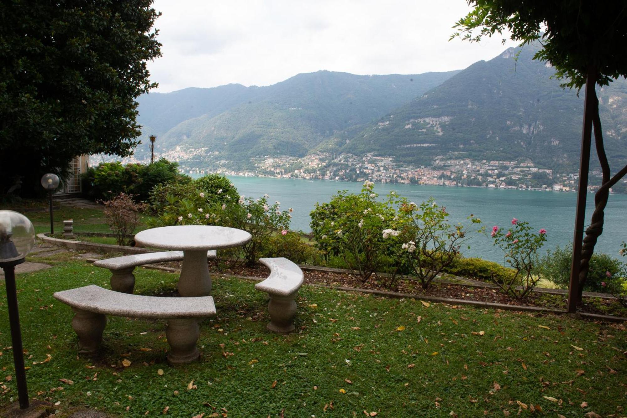Appartamento "Bella Vista" Sul Lago Di Como Faggeto Lario Exterior photo